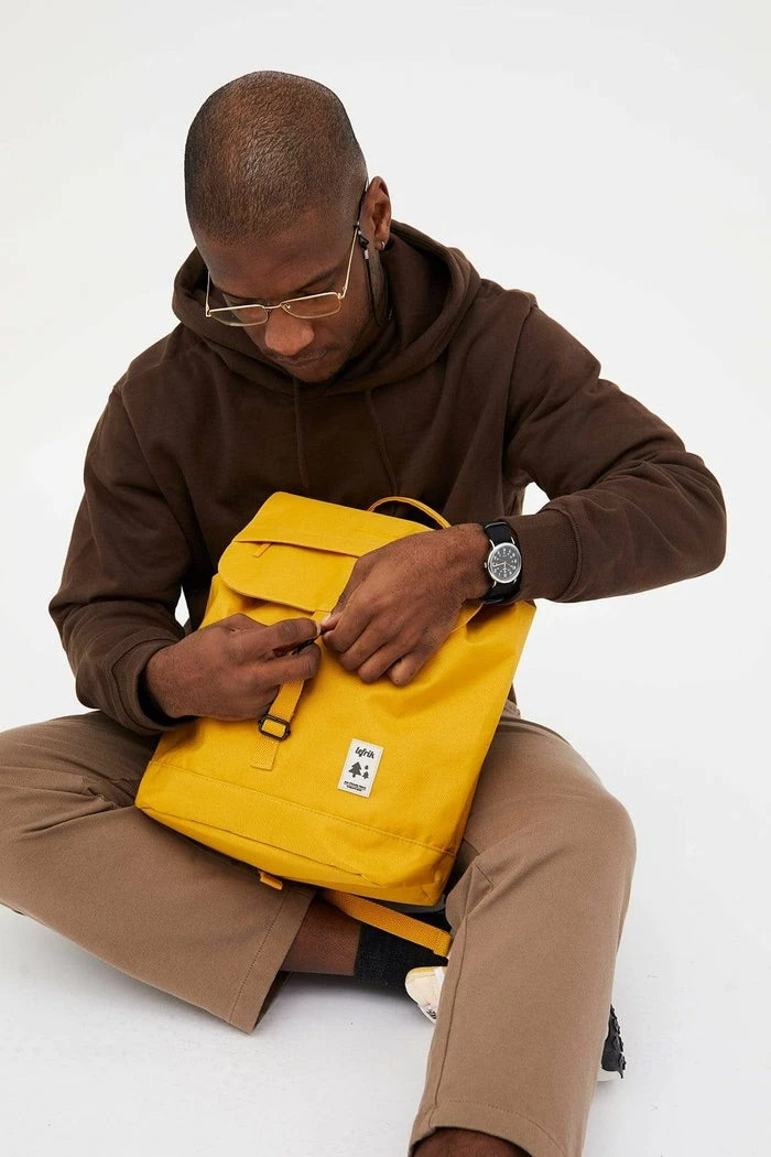 Mochila Lefrik Scout Metal Hook Amarillo (Mustard) 7 Mochila Lefrik Scout Metal Hook Amarillo (Mustard) - Imagen 5