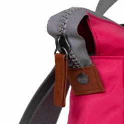Mochila Roka London Bantry B Pequeña Sostenible Nylon Rosa (Raspberry) 15 Mochila Roka London Bantry B Pequeña Sostenible Nylon Rosa (Raspberry) -Equipaje Tienda de ventas 24895