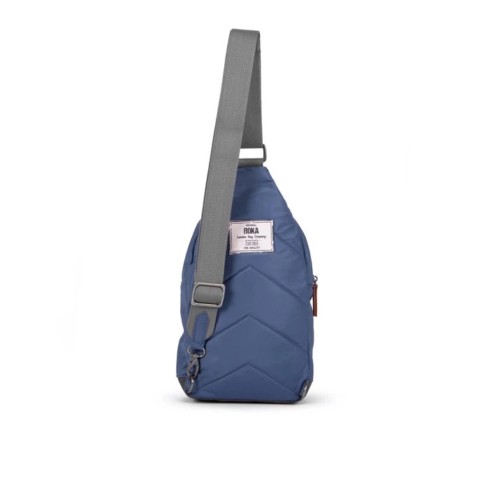 Bandolera Monotira Sostenible Roka Willesden B Azul (airforce) 6 Bandolera Monotira Sostenible Roka Willesden B Azul (airforce) - Imagen 4