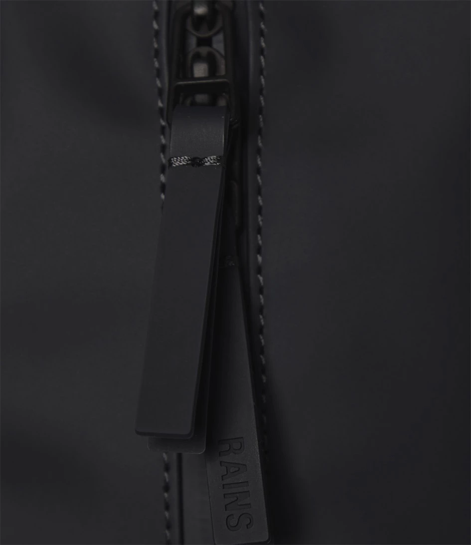 Mochila Rains Base Bag Negro (Black) 4 Mochila Rains Base Bag Negro (Black) - Imagen 2