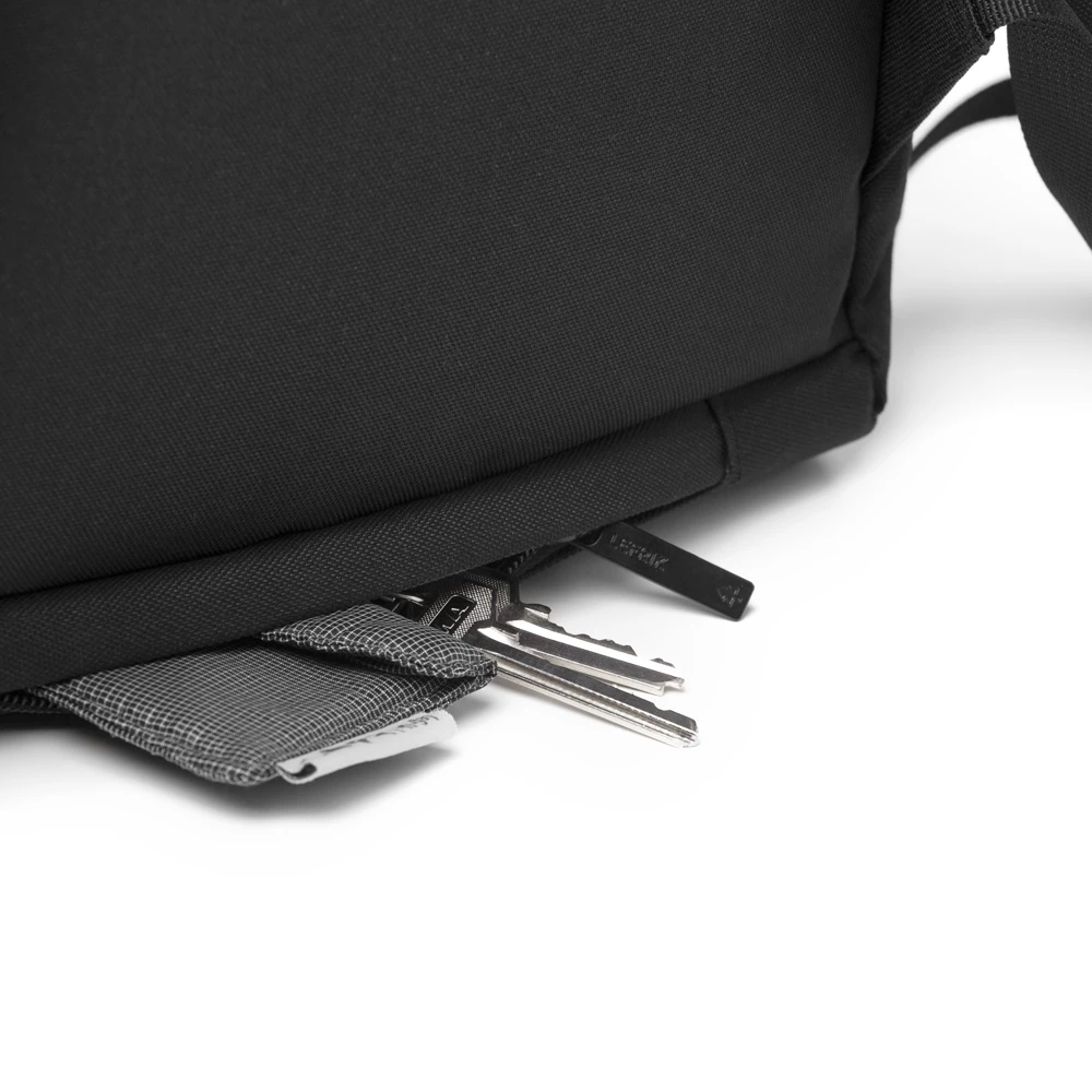 Mochila Eco Roll Lefrik Negro 9 Mochila Eco Roll Lefrik Negro - Imagen 7