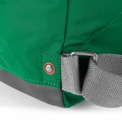 Mochila Roka London Bantry B Mediana Sostenible Nylon Verde (Emerald) 11 Mochila Roka London Bantry B Mediana Sostenible Nylon Verde (Emerald) -Equipaje Tienda de ventas 31126